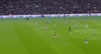 体图：多特只打算与布兰特续约1年，若球员降薪将提供2年合同