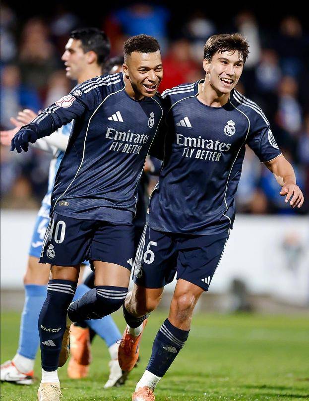 英格兰与克罗地亚11次交手6胜2平3负，18年世界杯被加时淘汰